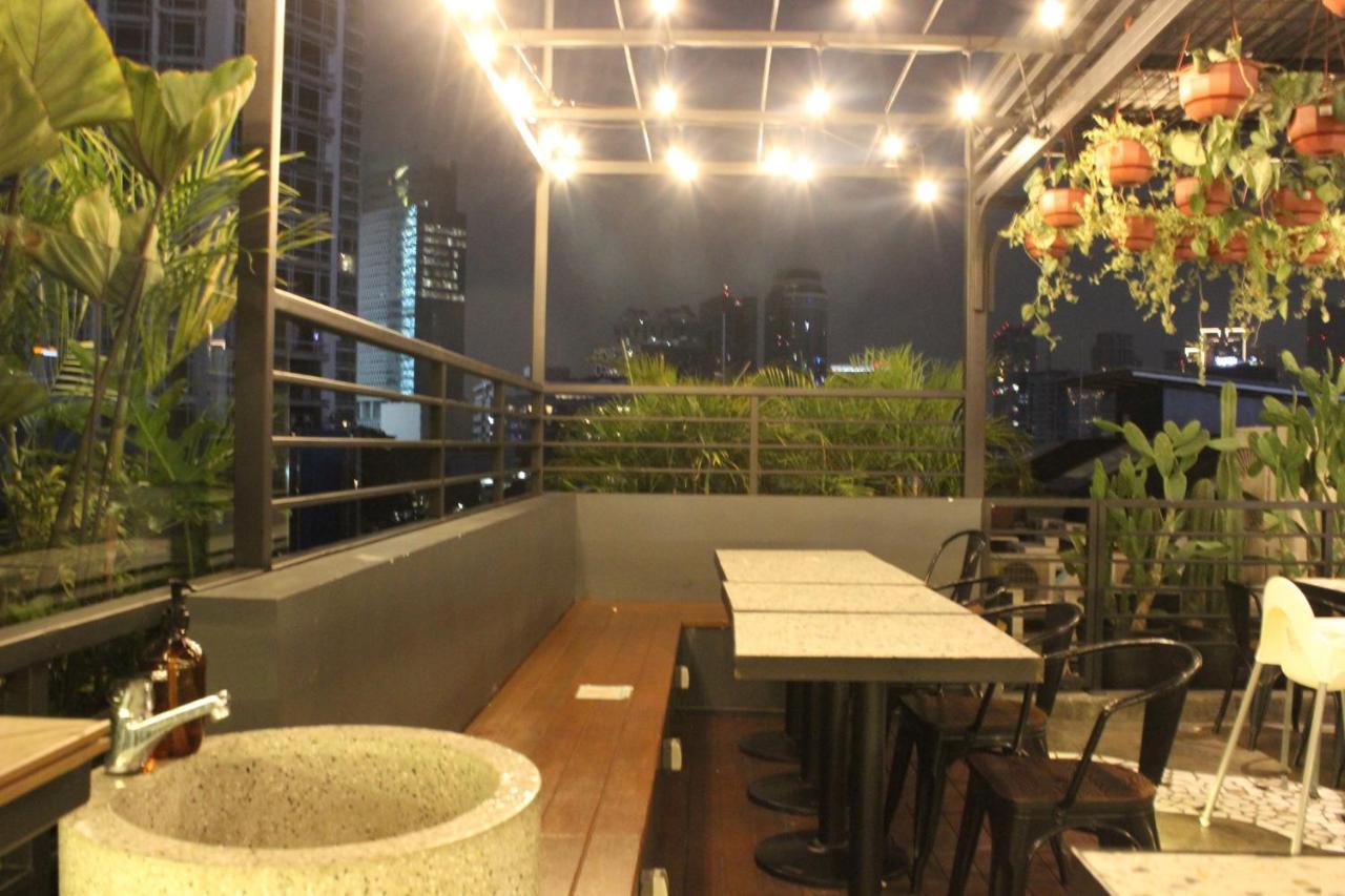 ג'קרטה La Boheme, Rooms And Coffee מראה חיצוני תמונה